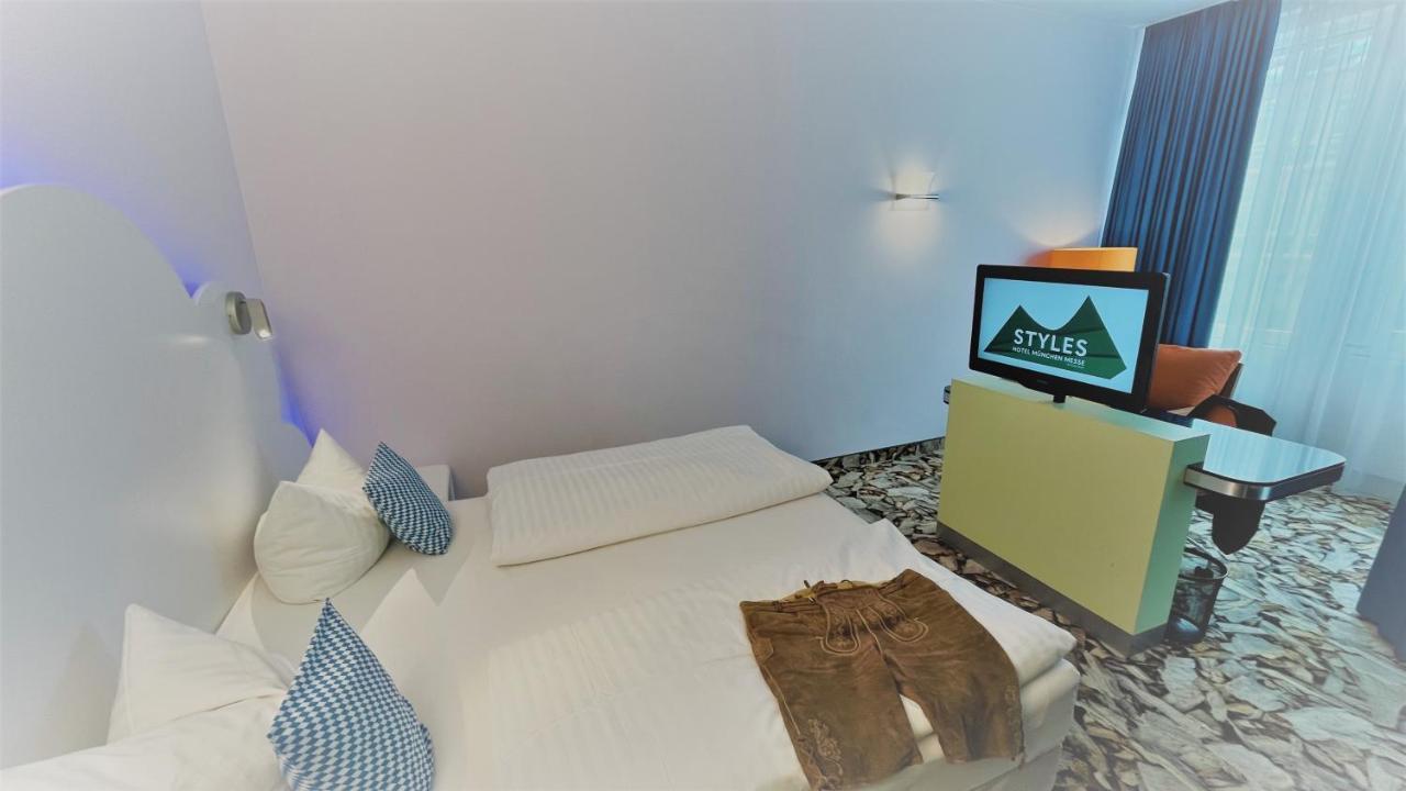 Hotel Ibis Styles Ost Messe 3*